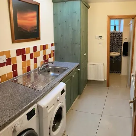 בית נופש 3-bedroom With Plenty Space Milleen Bridge