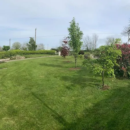 3-bedroom With Plenty Space Holiday home Milleen Bridge