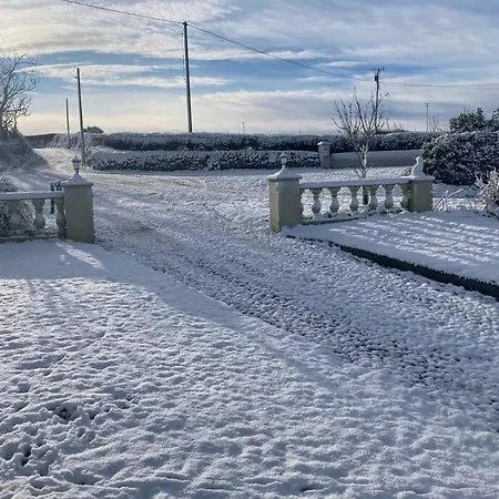 Holiday home 3-bedroom With Plenty Space Milleen Bridge