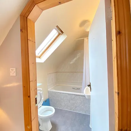 בית נופש 3-bedroom With Plenty Space Milleen Bridge